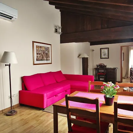 Apartment Canonigos